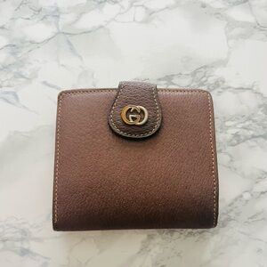 Gucci wallet - Brown